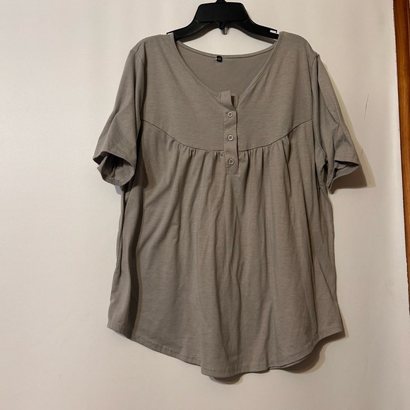 Grey v-neck button up tunic top - Picture 1 of 2